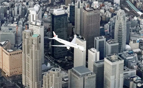 都心上空を飛ぶ羽田空港の新経路は問題ですよね。