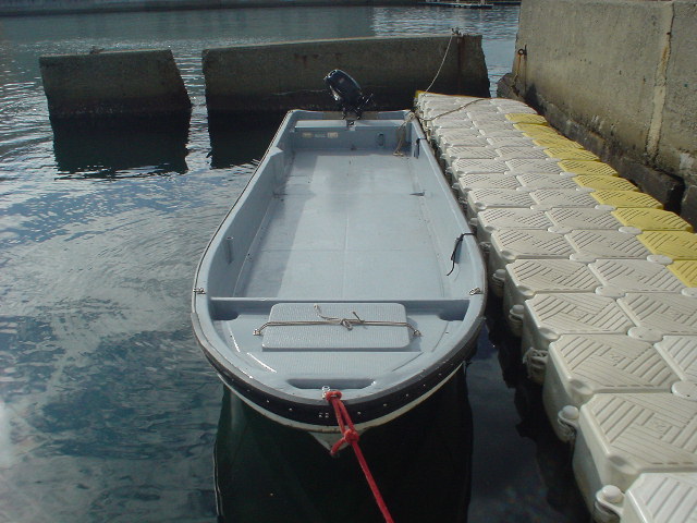 現状船体・ベース艇 - TOPKNOT Custom Boats