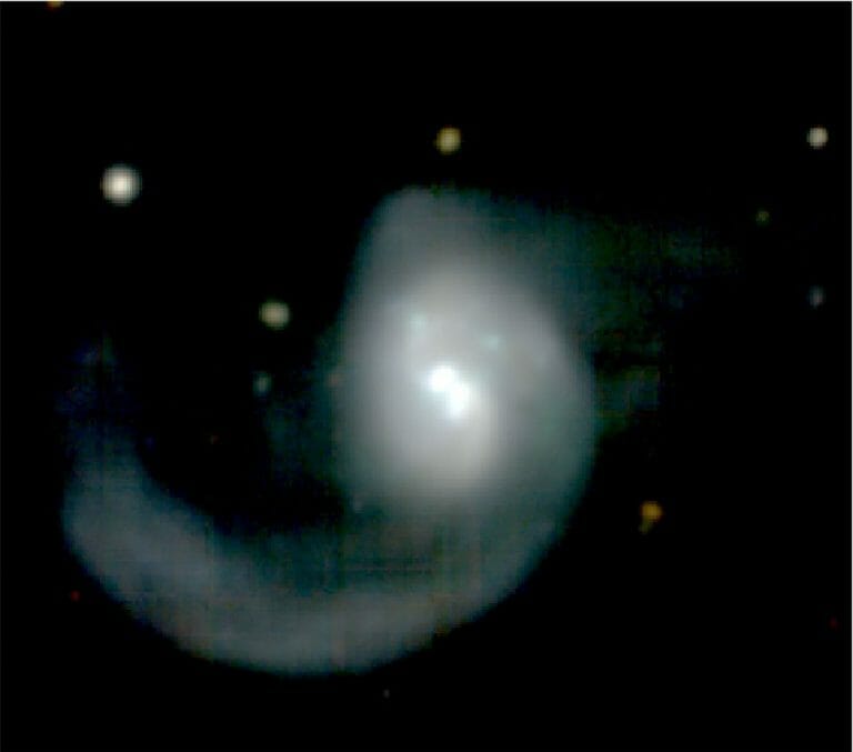 銀河「ESO 253-3」