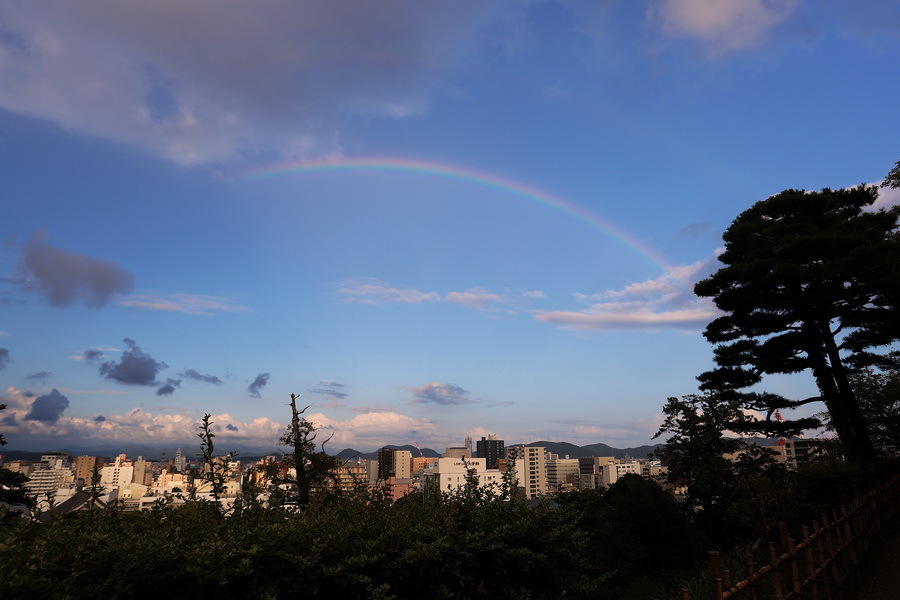 20-08-26高知城と虹
